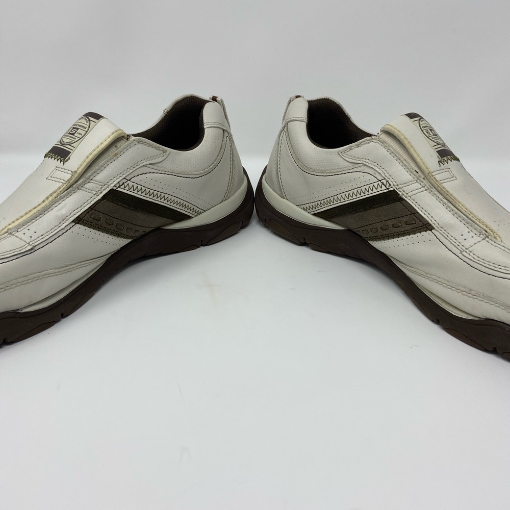 Skecher Relaxed Fit Memory Foam Bicycle Toe Shoes - image 3